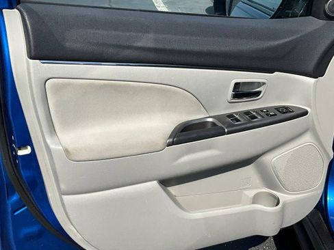 Used 2019 Mitsubishi Outlander Sport SE FWD image 19
