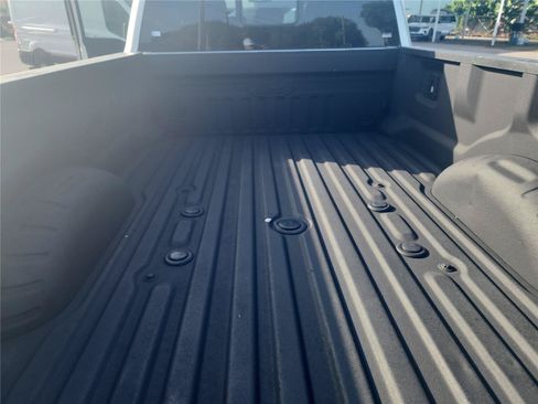 Certified 2019 Ford F450 Platinum w/ Platinum Ultimate Package AWD/4WD image 23
