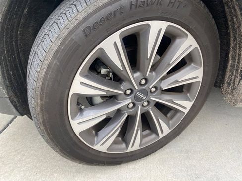 Used 2022 Lincoln Corsair Reserve w/ Equipment Group 201A image 6