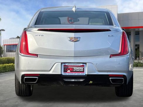 Used 2018 Cadillac XTS Luxury image 5