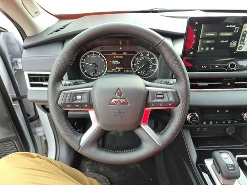 New 2026 Mitsubishi Outlander SE AWD/4WD image 20