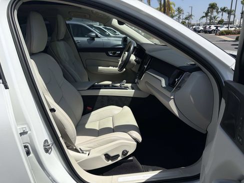 Certified 2023 Volvo XC60 T8 Ultimate w/ Protection Package AWD/4WD image 25