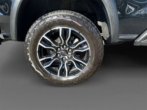 Used 2024 Chevrolet Colorado Trail Boss w/ LPO, Dark Essentials Package image 8