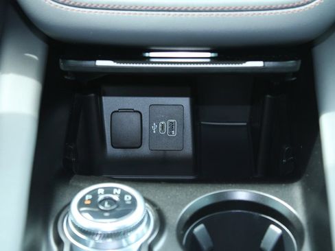 Used 2025 Ford Explorer Active w/ Active Comfort Package AWD/4WD image 29