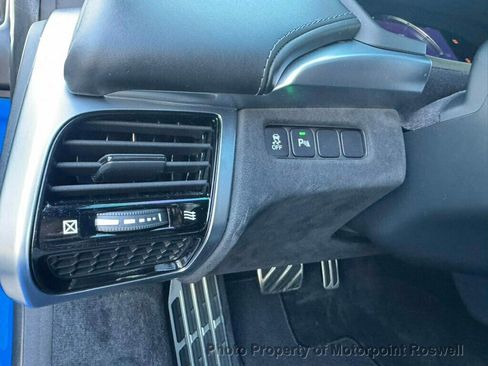 Used 2021 Acura NSX image 21