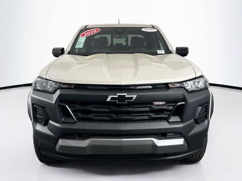 Used 2026 Chevrolet Colorado Trail Boss AWD/4WD image 8