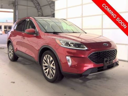 Used 2020 Ford Escape Titanium w/ Titanium Premium Package 2.0 AWD/4WD image 4