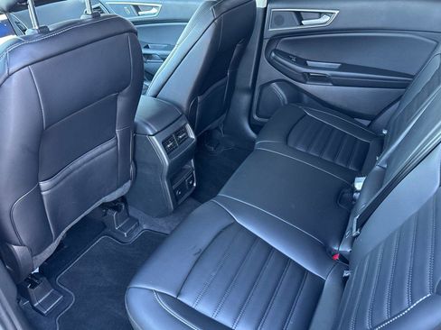 Certified 2024 Ford Edge SEL w/ Convenience Package image 9