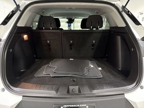 Certified 2025 Chevrolet TrailBlazer LT AWD/4WD image 15