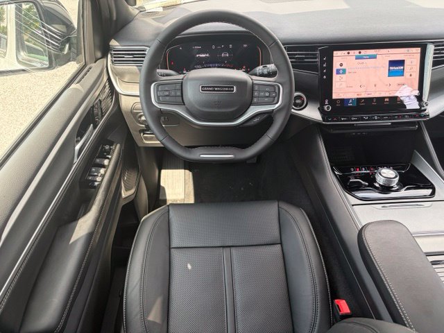 New 2026 Jeep Grand Wagoneer L 4WD w/ Premium Group I image 38