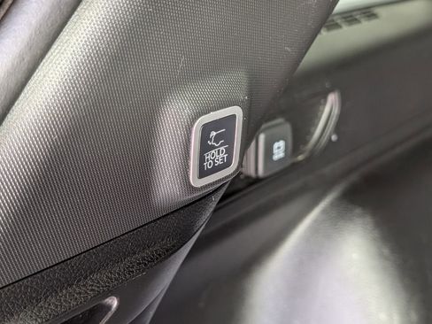 Used 2023 Jeep Grand Cherokee Altitude image 32