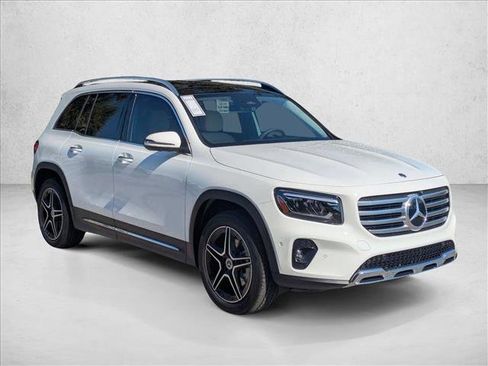 Used 2026 Mercedes-Benz GLB 250 image 7