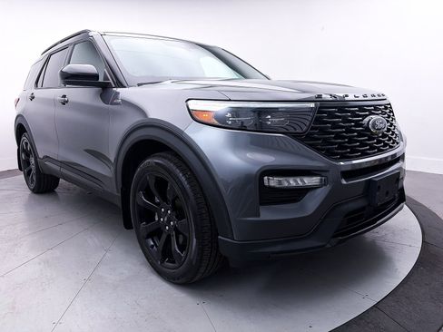 Used 2023 Ford Explorer ST-Line w/ Class IV Trailer Tow Package image 11