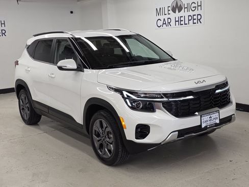 Used 2024 Kia Seltos S AWD/4WD image 4