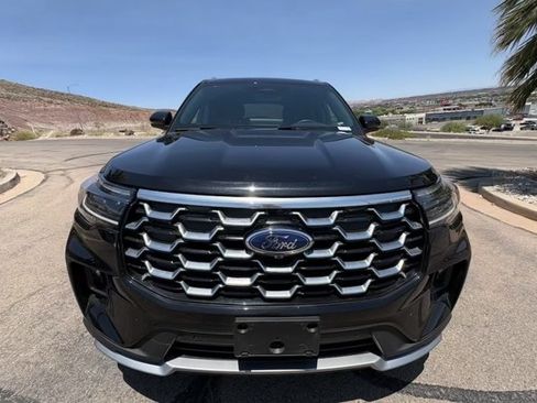 Used 2025 Ford Explorer Platinum w/ LUX Leather Package AWD/4WD image 8