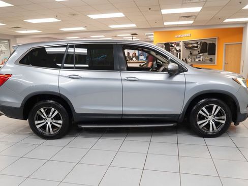 Used 2016 Honda Pilot EX image 12