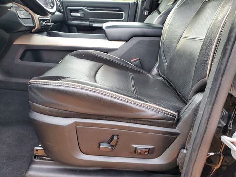 Used 2019 RAM 2500 Laramie image 39