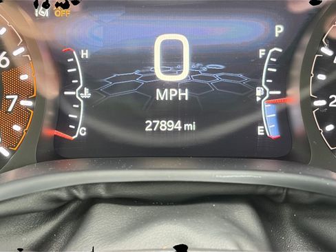 Used 2025 Jeep Compass Limited AWD/4WD image 40