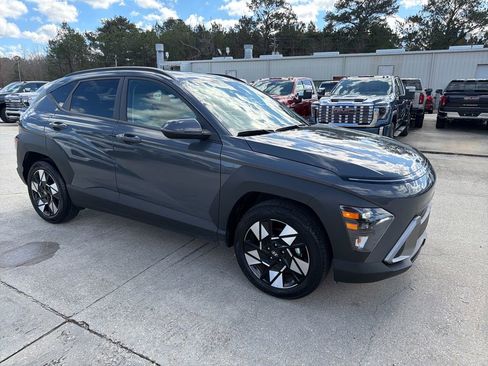 Used 2025 Hyundai Kona SEL image 10