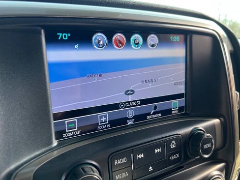 Used 2018 Chevrolet Silverado 2500 High Country w/ Duramax Plus Package image 33