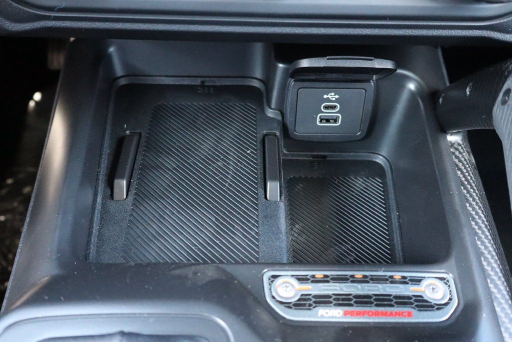 New 2026 Ford Bronco Raptor w/ Interior Carbon Fiber Pack AWD/4WD image 12