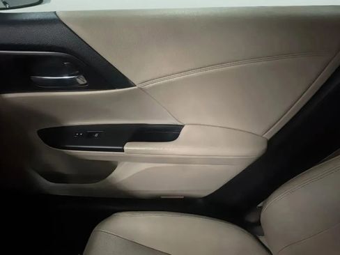 Used 2014 Honda Accord EX-L image 19
