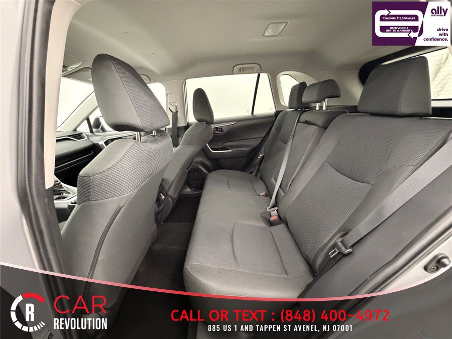 Used 2025 Toyota RAV4 LE AWD/4WD image 49