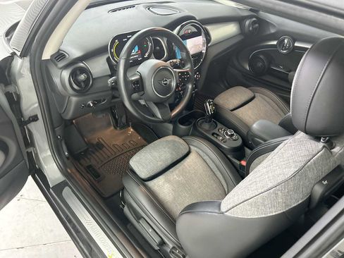 Used 2023 MINI Cooper SE image 11