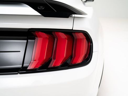 Used 2022 Ford Mustang Shelby GT500 w/ Technology Package RWD image 56