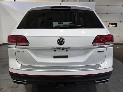 Used 2022 Volkswagen Atlas SE image 4