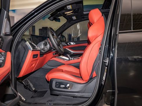 Used 2025 BMW X5 M Competition w/ Executive Package AWD/4WD image 20