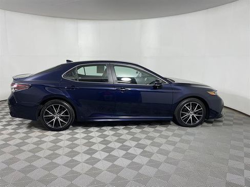 Certified 2021 Toyota Camry SE w/ Cold Weather Package FWD image 8