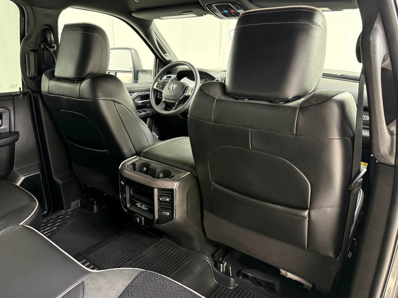 Used 2026 RAM 3500 Laramie w/ Night Edition AWD/4WD image 43