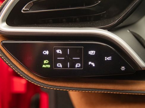 Used 2025 Ferrari 296 GTS RWD image 34