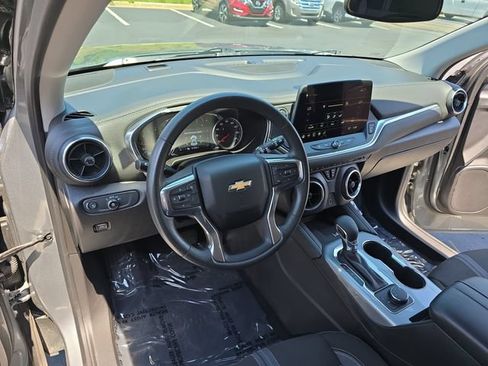 Used 2023 Chevrolet Blazer LT w/ Convenience Package AWD/4WD image 18