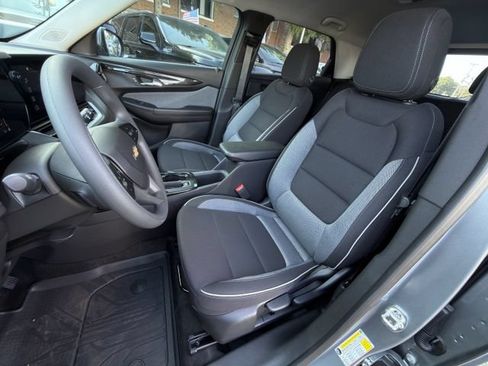 New 2026 Chevrolet TrailBlazer LT w/ Driver Confidence Package FWD image 18