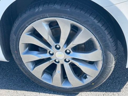 Used 2017 Chevrolet Malibu Premier w/ Premier Sun and Wheel Package image 29