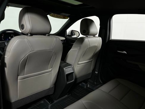 Used 2025 Buick Envista Avenir image 22