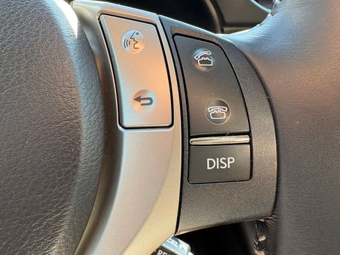 Used 2013 Lexus ES 300h w/ Premium Pkg FWD image 16