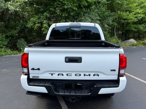 Certified 2023 Toyota Tacoma SR5 w/ Technology Package AWD/4WD image 4