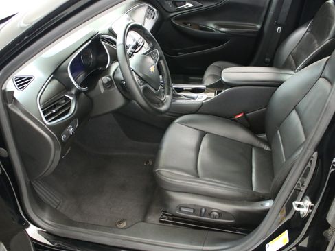 Used 2023 Chevrolet Malibu LT w/ LPO, Floor Liner Package FWD image 27
