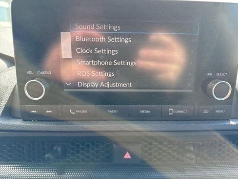 Used 2025 Honda CR-V LX image 15