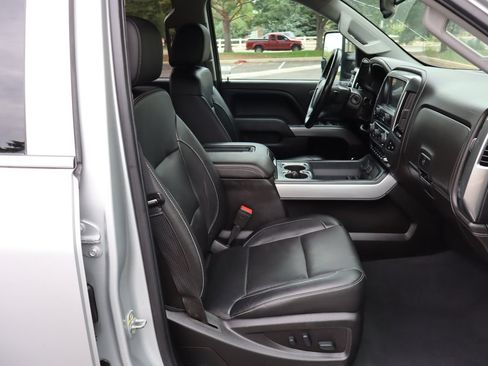Used 2019 Chevrolet Silverado 2500 LTZ w/ Duramax Plus Package AWD/4WD image 22