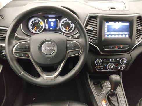 Used 2021 Jeep Cherokee Latitude Plus image 22