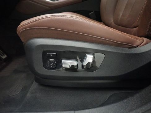 Used 2020 BMW X6 M50i w/ Premium Package AWD/4WD image 30