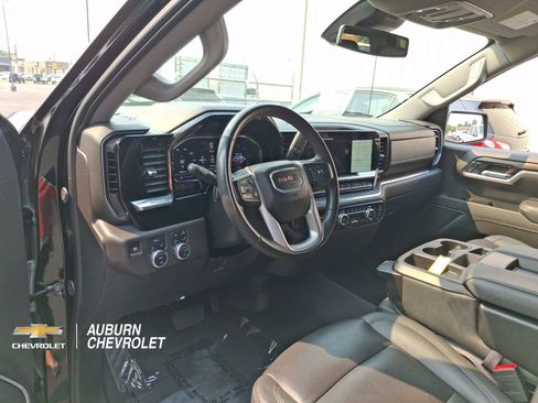Certified 2025 GMC Sierra 1500 SLT AWD/4WD image 16