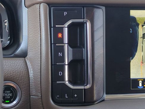 Certified 2022 GMC Yukon XL Denali image 21