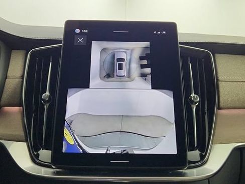 Certified 2026 Volvo XC90 B6 Ultra w/ Protection Package AWD/4WD image 20