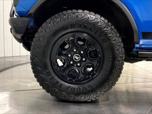Used 2024 Ford Bronco Wildtrak AWD/4WD image 9