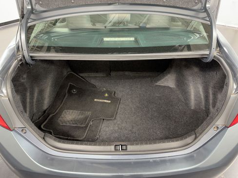 Used 2014 Toyota Corolla L image 24